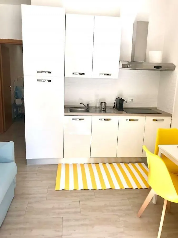 Rome Temple House Apartment 0*,